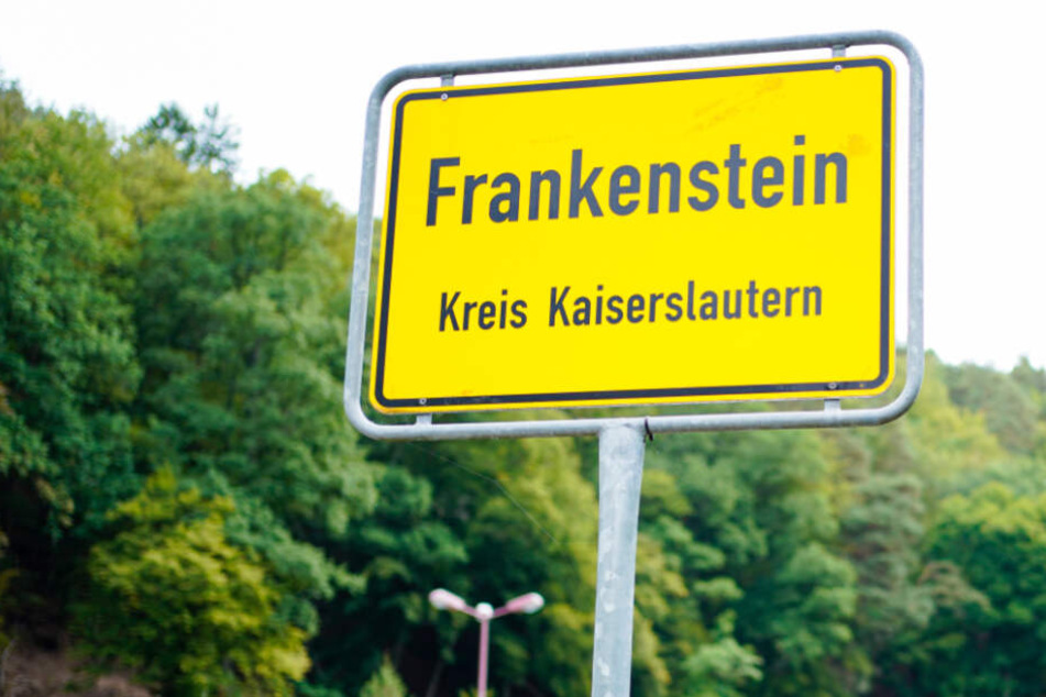 Frankenstein gehört der Verbandsgemeinde Enkenbach-Alsenborn an.
