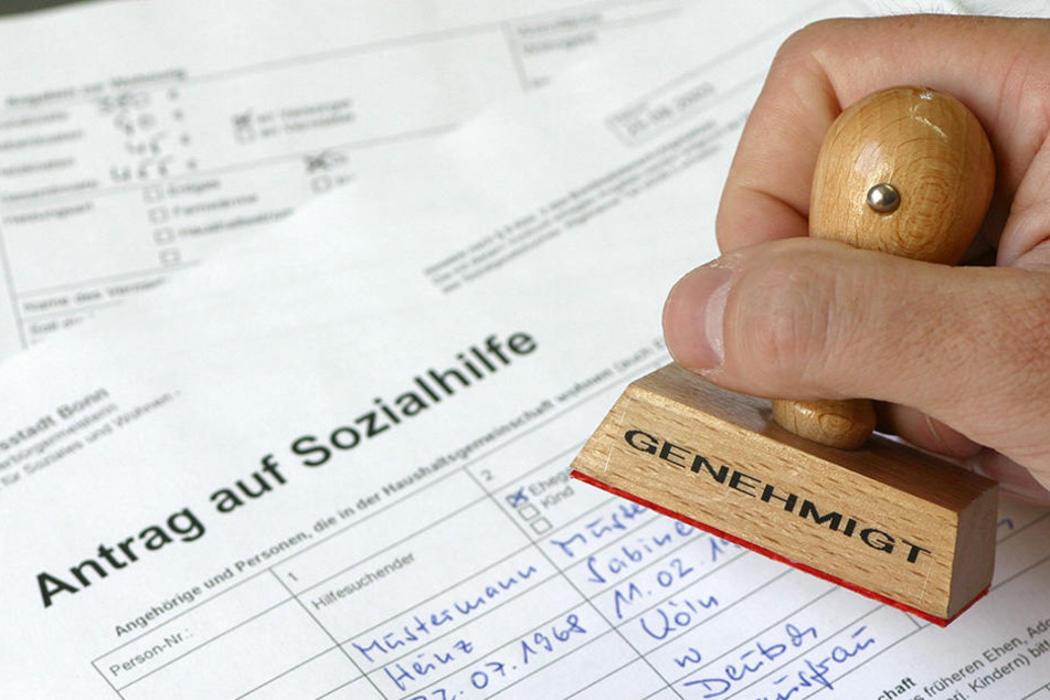Um Sozialbetrug auszuschließen kontrolliert der Freistaat alte Registrierungen von Asylbewerbern.