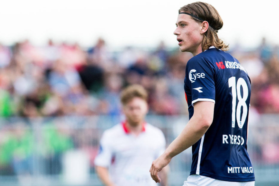 Julian Ryerson im Trikot von Viking Stavanger.