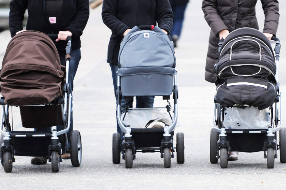Immer mehr Kinderwagen wie diese sind in Thüringen zu sehen. Dennoch nimmt die Einwohnerzahl ab. (Symbolbild)