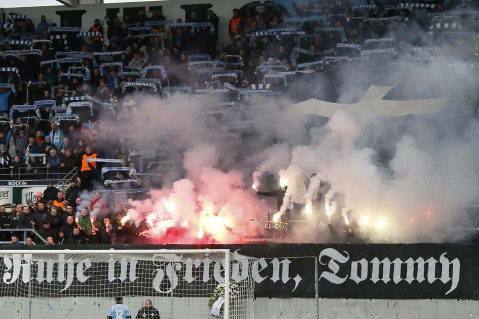 Nach dem Nazi-Skandal beim Chemnitzer FC wird auch der Sicherheitsdienst ausgetauscht.
