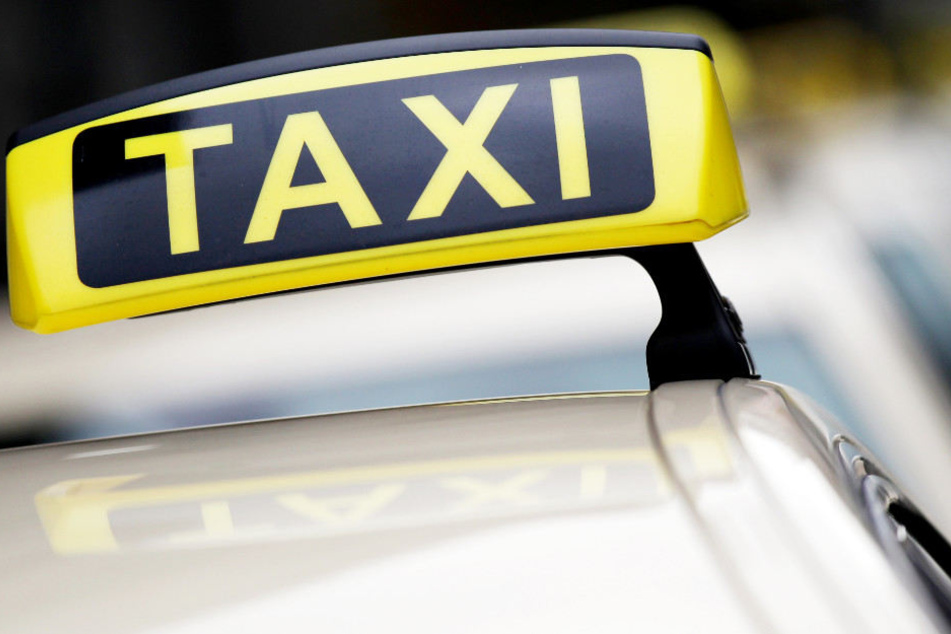 Ein Taxifahrer raste mit 160 Stundenkilometern über den Berliner Stadtring. (Symbolbild)