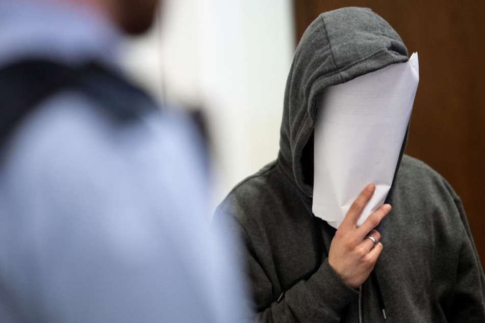 Der mutmaßliche Täter (25) musste am Donnerstag ins Gericht.
