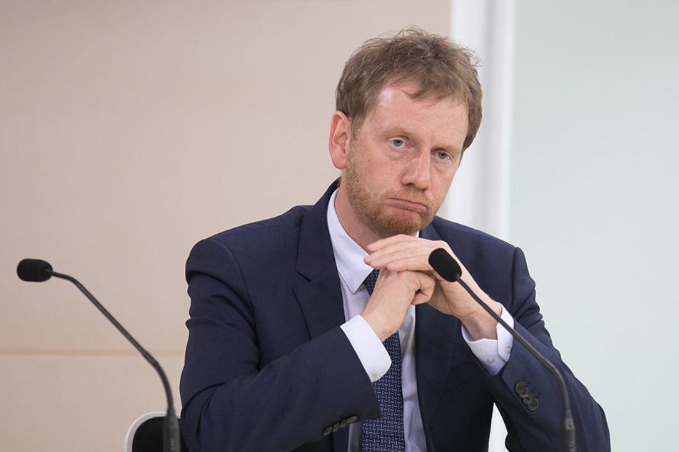 Die Landes-CDU unter Michael Kretschmer (42) gelobt Besserung - unter anderem beim Thema Finanzen. Hier sparte die CDU-Regierung zuletzt bis es quietschte.