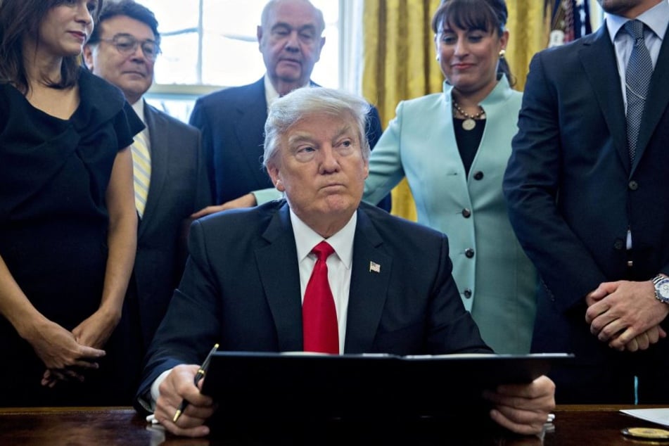 US-Präsident Donald Trump hat die kommissarische Justizministerin und Generalstaatsanwältin Sally Yates entlassen.