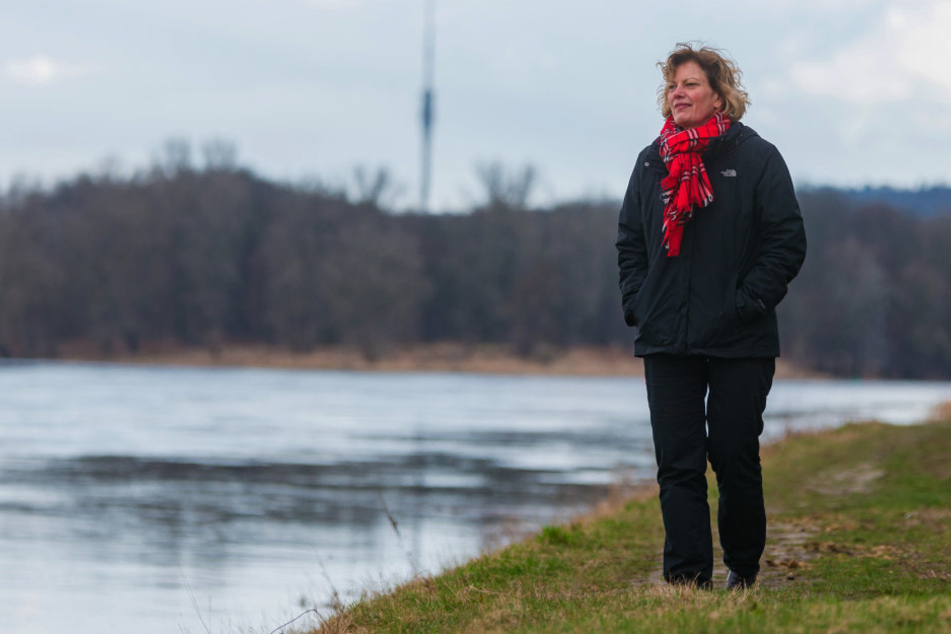 Natur tanken: Wenn der kleine Hunger kommt, geht Fasten-Expertin Kerstin Alexander
(51) an der frischen Luft spazieren.