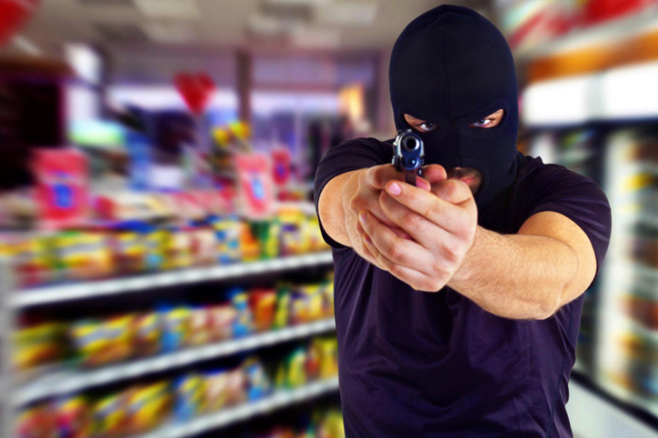 Ein 22-Jähriger soll am Montagmorgen eine Tankstelle in der Bulgarischen Straße überfallen haben.