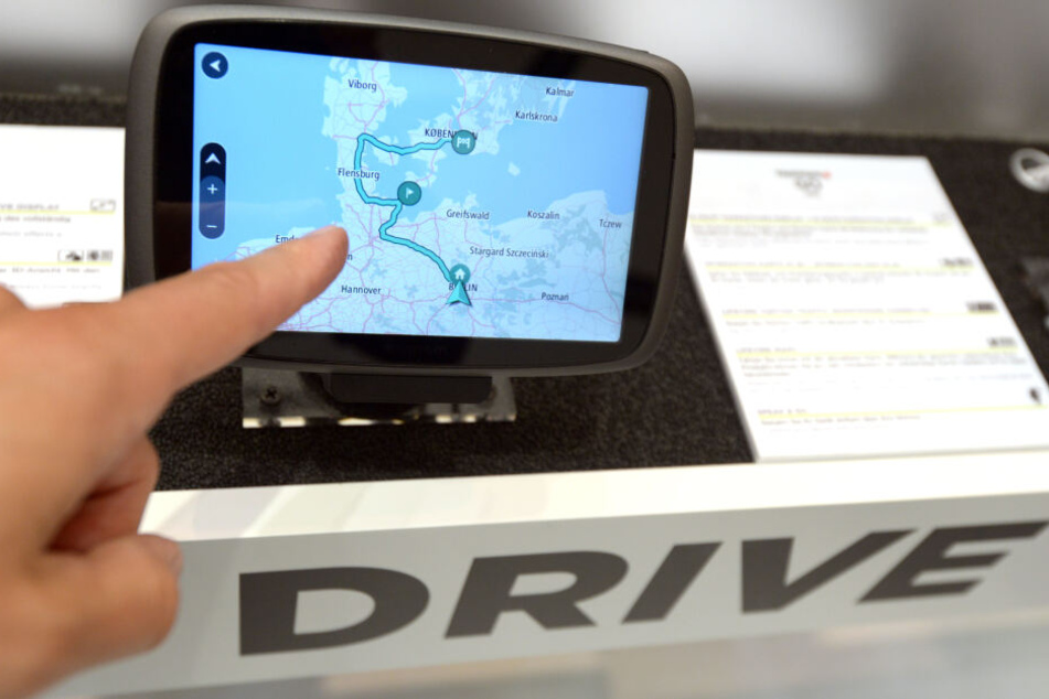 Hamburg belegt nach einer neuen Studie unter den Stau-Städten der Republik Platz zwei. 2015 habe nur Stuttgart vor der Hansestadt gelegen, heißt es in einer Verkehrsstudie des Navigationsgeräte-Herstellers "TomTom".