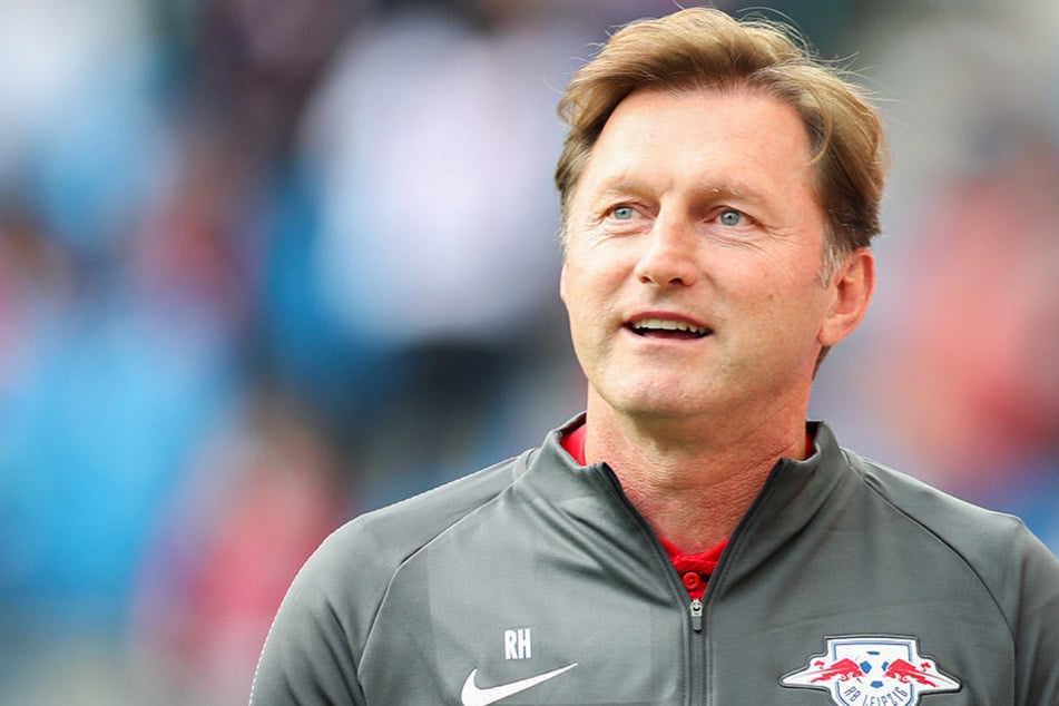 Gegen Augsburg will RB-Trainer Hasenhüttl seine Abwehrspieler Klostermann und Upamecano schonen.
