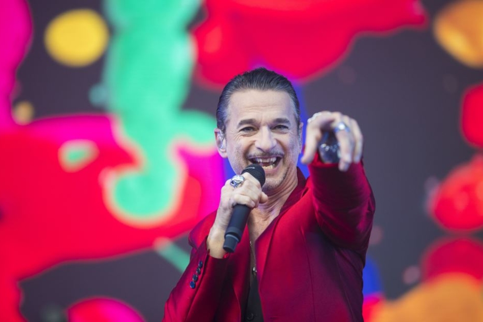 Dave Gahan von der Gruppe Depeche
Mode will heute die schwer bewachten
Dresdner begeistern.
