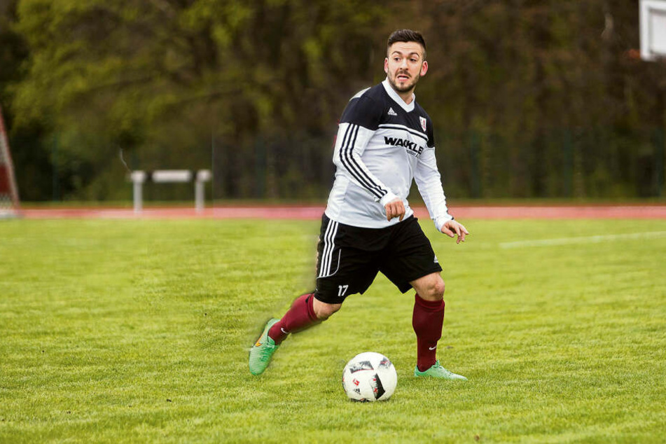Im Beruf ist er Bereitschaftspolizist, in der Freizeit Mittelfeldspieler. Am Wochenende war Yves Morgenstern (29) als Lebensretter im Einsatz.