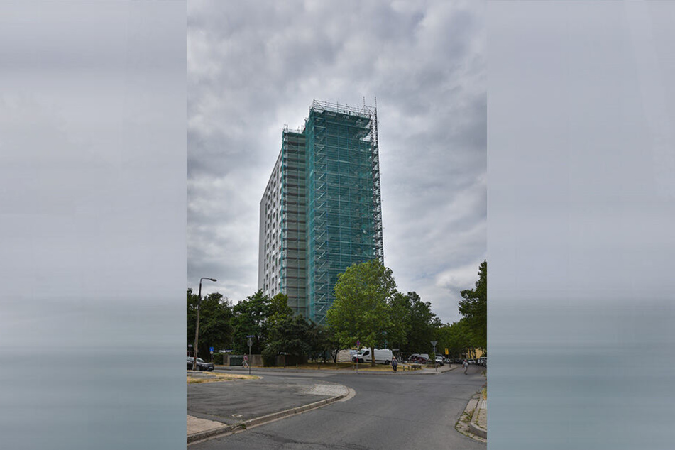 In diesem 16-Geschosser an der Prohliser Allee herrscht Legionellen-Alarm.