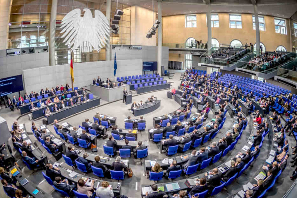Der neue größere Bundestag kommt uns Steuerzahler teuer zu stehen.