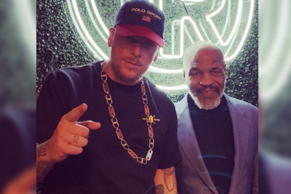 187-Rapper Bonez MC fühlt sich sichtlich wohl auf der Tyson-Ranch.