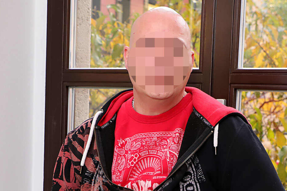 René S. (50) hat seinen Traumberuf aufgeben müssen. Die Angst vor neuen Überfällen ist zu groß.