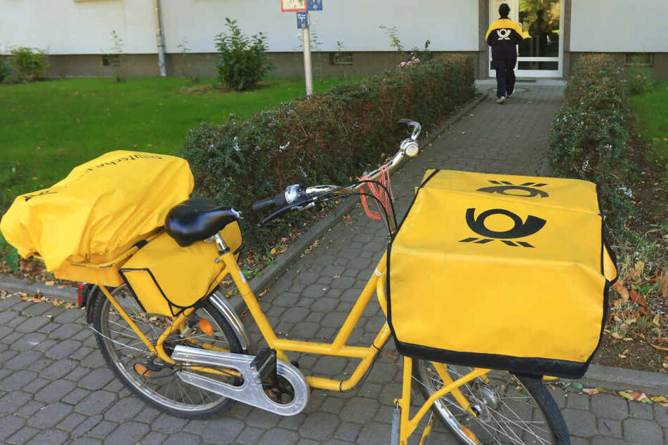 Eine 60-jährige Zeitungsausträgerin ist am Dienstagmorgen in Coswig (Sachsen-Anhalt) von einem Betrunkenen zu Boden gestoßen, ins Gesicht getreten und dabei schwer verletzt worden. (Symbolbild)