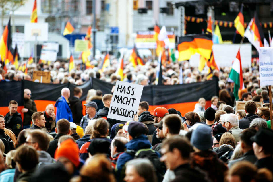 Immer wieder gibt es Widerstand gegen die Pegida-Bewegung (Archivbild).