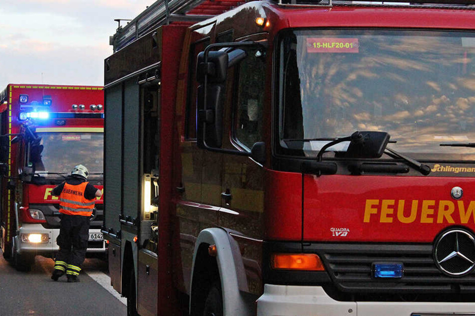 Die Feuerwehr fand nach dem Brand eine 33-Kilo-Gasflasche in dem Gebäude.