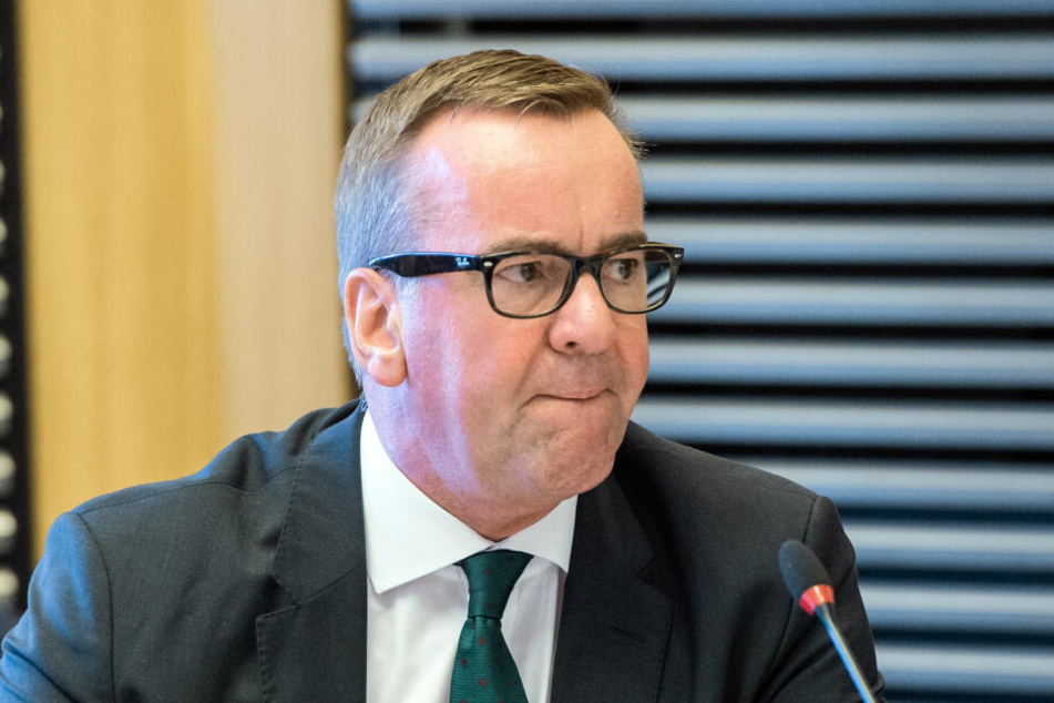 Niedersachsens Innenminister Boris Pistorius soll ebenfalls seine Kandidatur für den SPD-Vorsitz angekündigt haben.