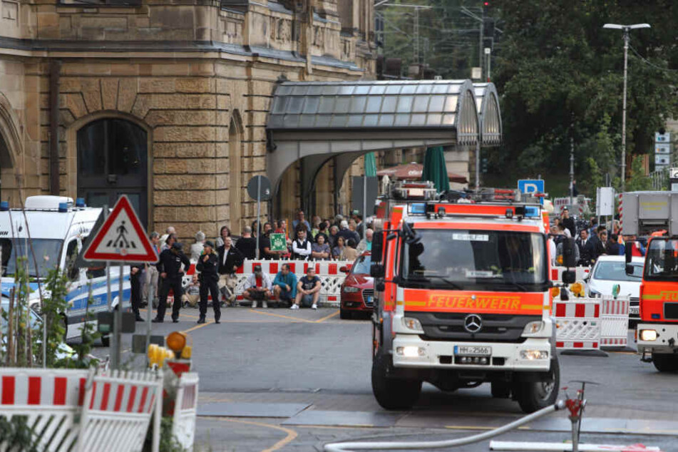 Zahlreiche Einsatzkräfte waren zu dem Brand angerückt.