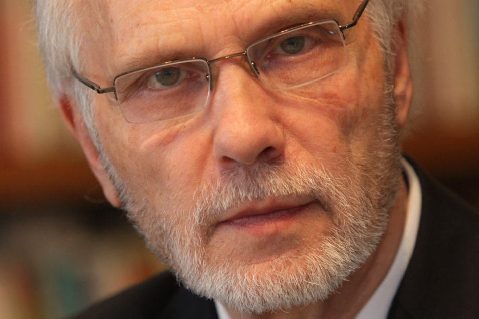 Politikwissenschaftler Hans-Georg Wehling sieht zur GroKo keine Alternative.