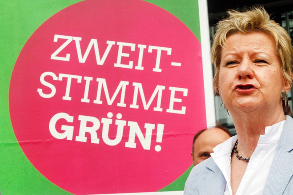 Mit Wahlkampfauftritten, wie hier am Sonntag in Bochum, versucht Sylvia Löhrmann Wählerstimmen zu gewinnen.