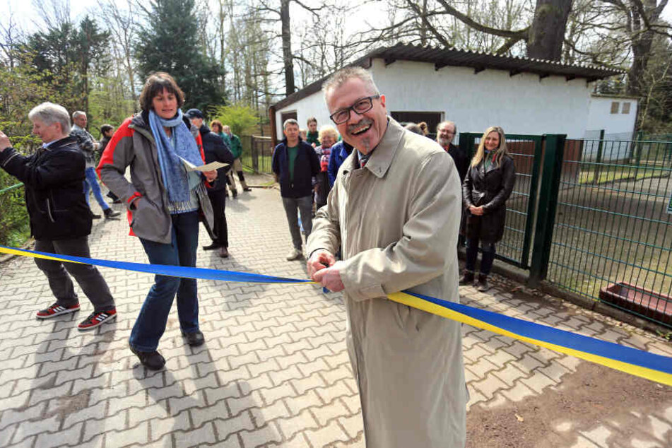 Tierparkchefin Anja Dube (47) und Bürgermeister Miko Runkel (56, parteilos)
eröffneten die neuen Gehege.
