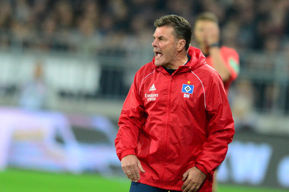 Dieter Hecking kann mit dem Testspiel nicht ganz zufrieden sein. (Archivbild)