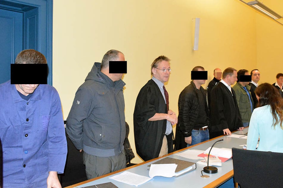 Das Urteil gegen die vier Angeklagten soll Anfang Oktober fallen.