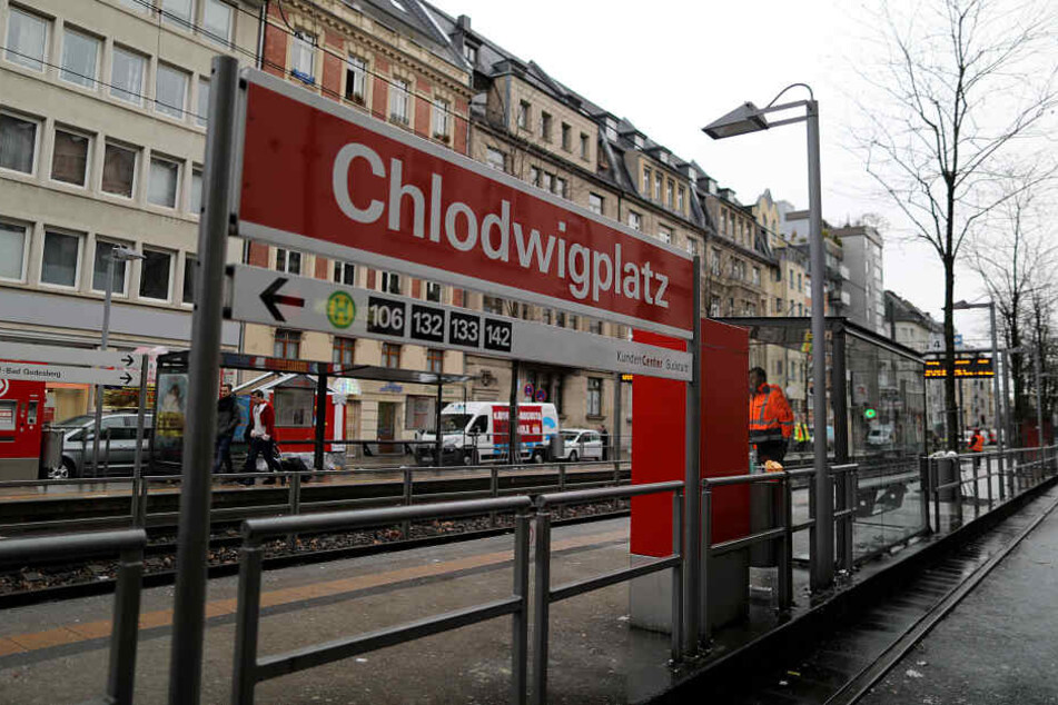 Der Verdächtige steht unter dringendem Verdacht, den Polizisten vor die Bahn geschubst zu haben.