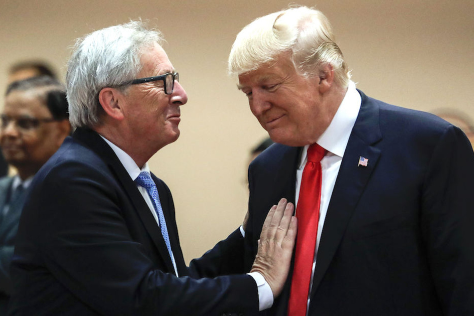 Die Welt wartet gespannt auf das Gespräch zwischen Jean-Claude Juncker (63) und Donald Trump (72).