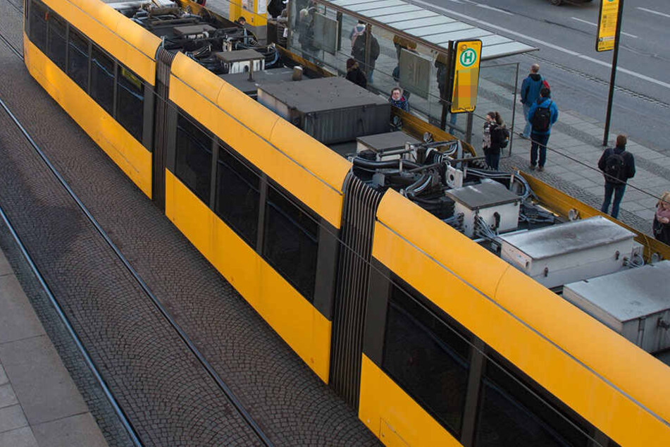 Der Ticket-Sünder wurde gefordert auszusteigen und widersetzte sich dann den Maßnahmen.