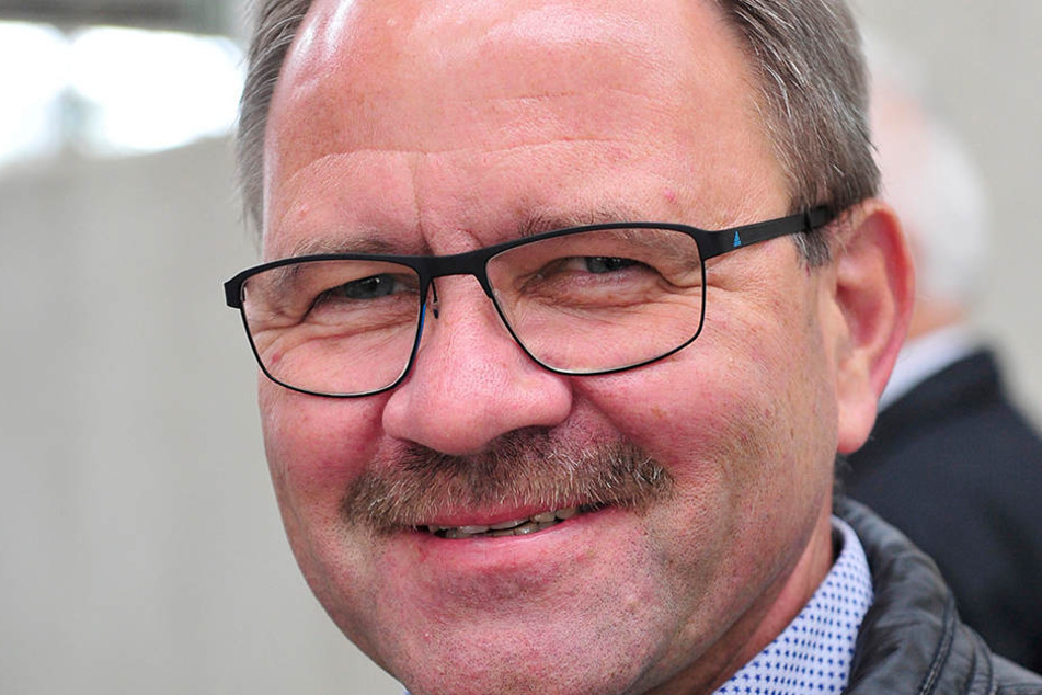 Erzgebirgsbahn-Chef Lutz Mehlhorn (55) will den EcoTrain bis 2020 bis zur
Serienreife entwickeln.
