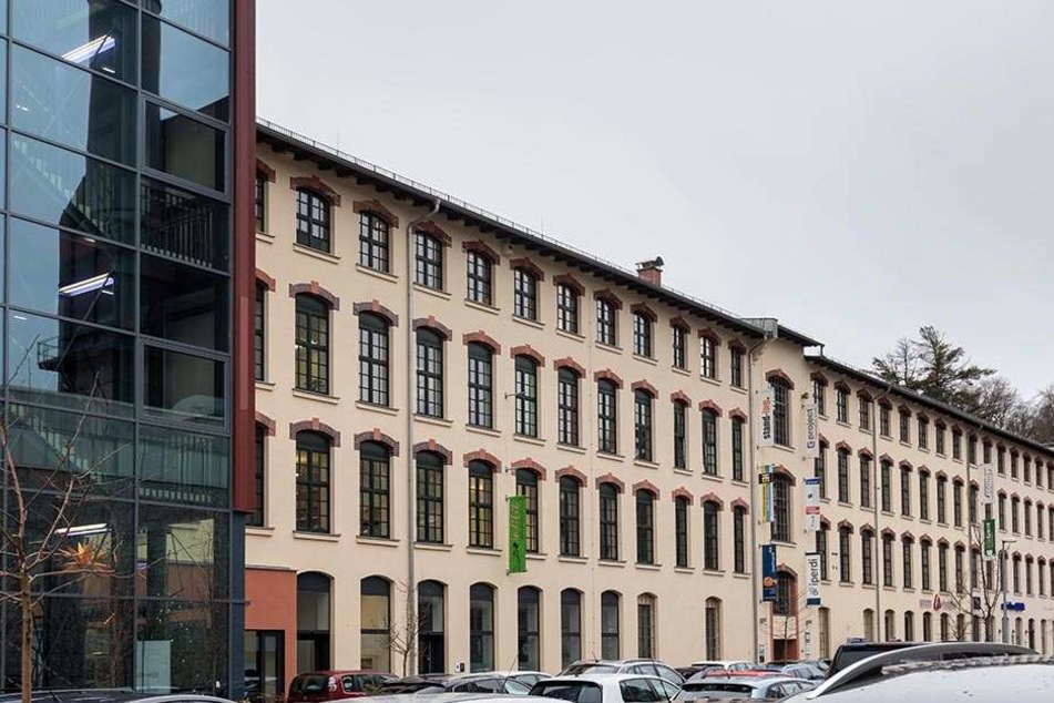 Toller Ausblick: Die junge Firma C.A.P.E. IT arbeitet in der alten Schönherrfabrik.
