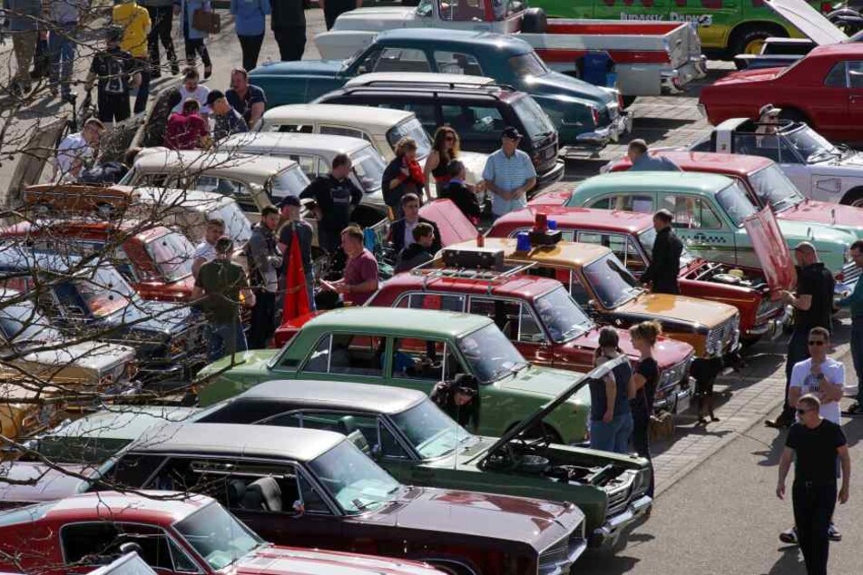 Rund tausend Oldtimer gilt es, zu begutachten.