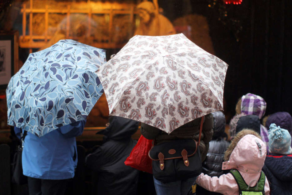 Derzeit beherrscht der Regen das Wetter in Hamburg.
