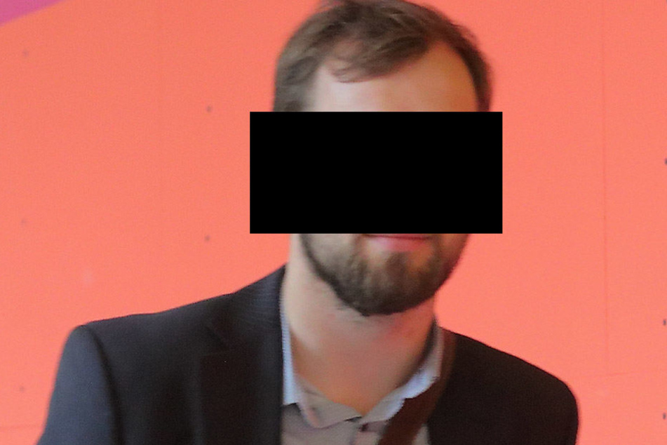 Jakob W. (28) soll Polizisten als "Lutscher" bezeichnet haben. Ein Fall von Beamtenbeleidigung.
