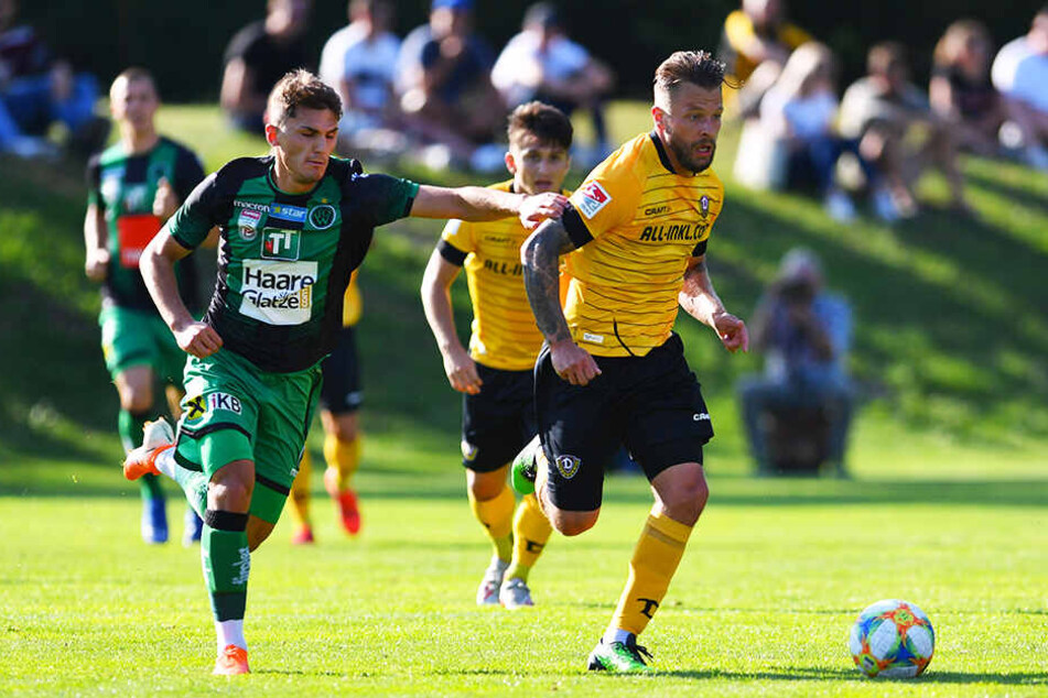 Auch Patrick Ebert (r.) konnte die SGD-Niederlage gegen Wacker Innsbruck nicht verhindern.