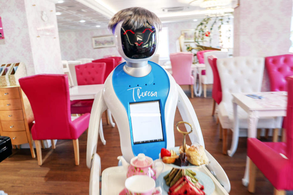 Damit Roboter nicht immer so aussehen müssen, wird ein freundliches Gesicht gesucht (Symbolbild).