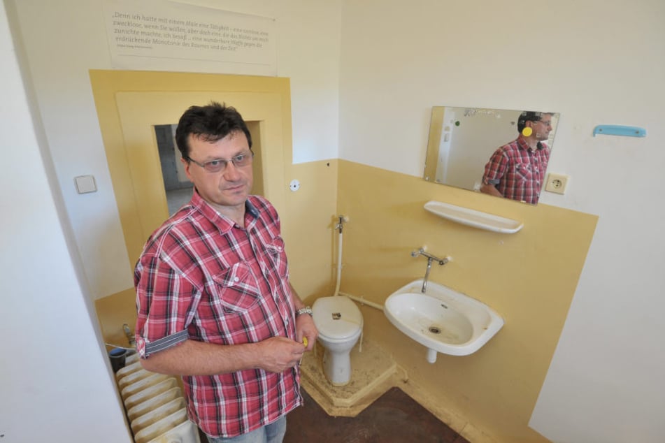 Maik Reinhardt saß selber im Kaßberg-Knast und ist entsetzt, dass aus dem Gefängnis Wohnungen gemacht werden sollen.