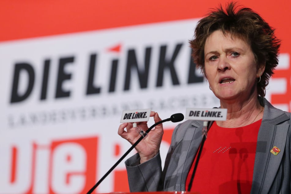 Millionen Bürger können sich keinen Urlaub leisten, darauf hat Bundestagsabgrordnete Sabine Zimmermann (57, Linke) nun aufmerksam gemacht.