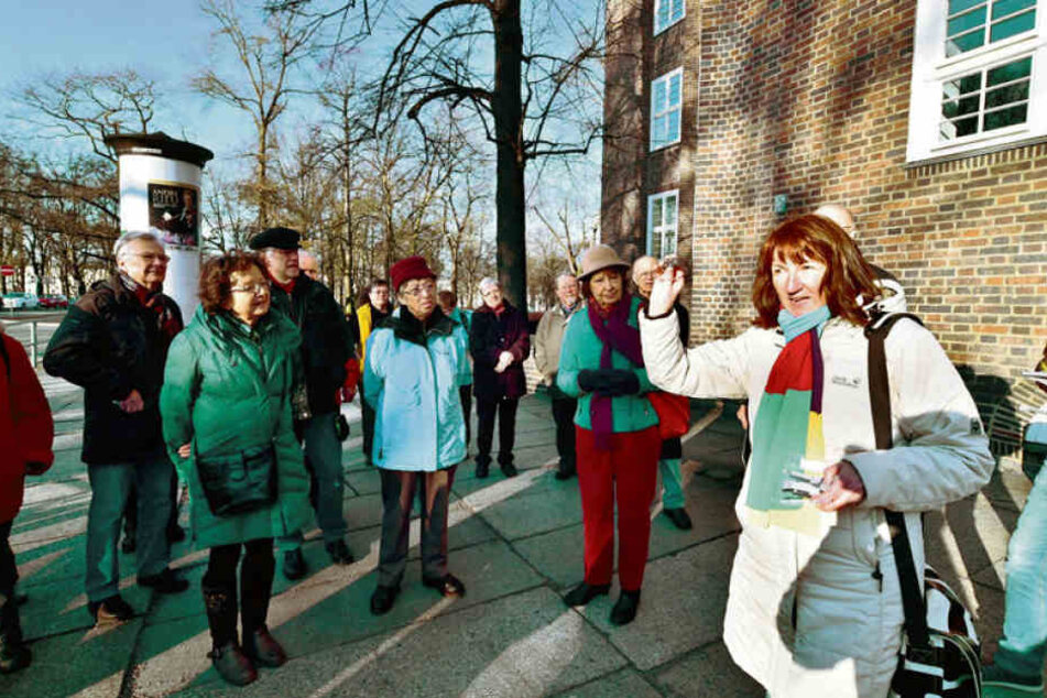 Grit Linke (56) hält zum Weltgästeführertag Vorträge und Stadtführungen über Menschen, die Geschichte schrieben.
