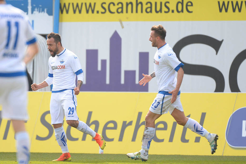 Traumtor von Sebastian Heidinger zum 1:1-Ausgleich in der 26. Minute.