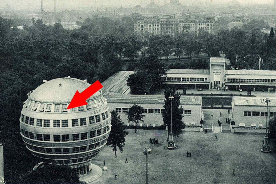 Das Kugelhaus im ehemaligen Ausstellungsgelände am Großen Garten. An der Markierung soll das Fenster eingebaut gewesen sein.