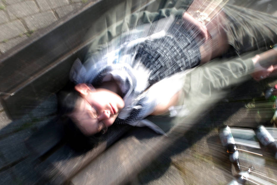 Immer mehr Jugendliche überschätzen sich und trinken bis zum Umfallen.