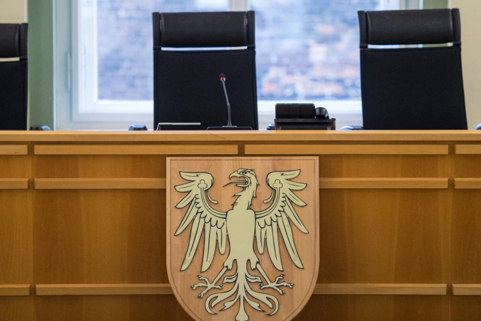 Ein Maßregelvollzug-Patient wurde am Dienstag im Cottbuser Landgericht des schweren sexuellen Missbrauchs schuldig gesprochen.