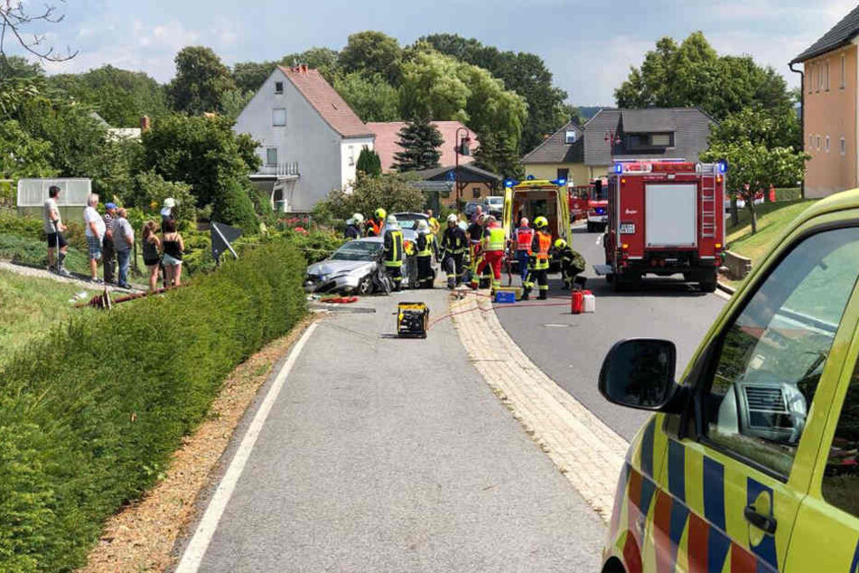 Über die Höhe des Sachschadens ist bislang nichts bekannt.