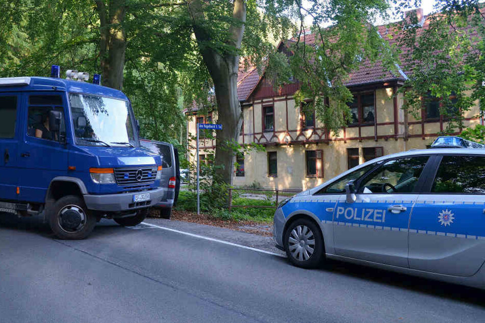 Mit zwei Messerstichen in den Rücken tötete der Mann sein Opfer.
