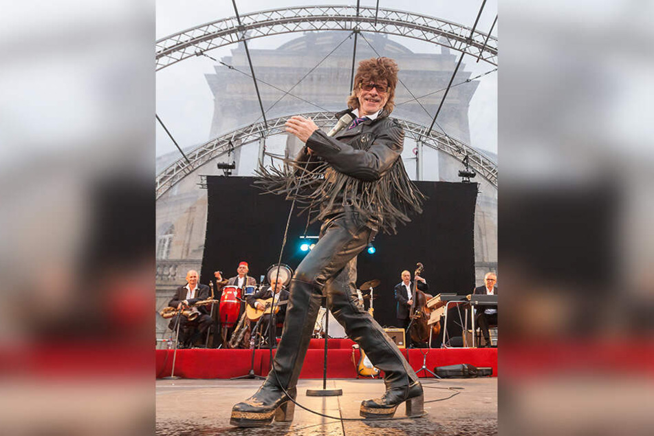 Im August steht Kult-Entertainer Helge Schneider (63) auf der Zwickauer Freilichtbühne.