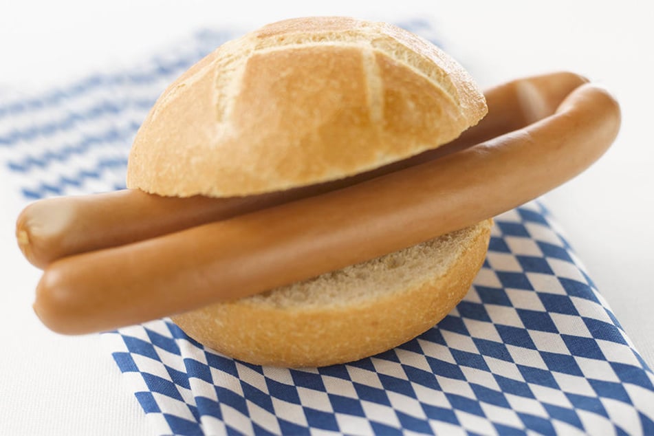 Die Bockwurst war nach dem Angriff bestimmt ungenießbar. (Symbolbild)